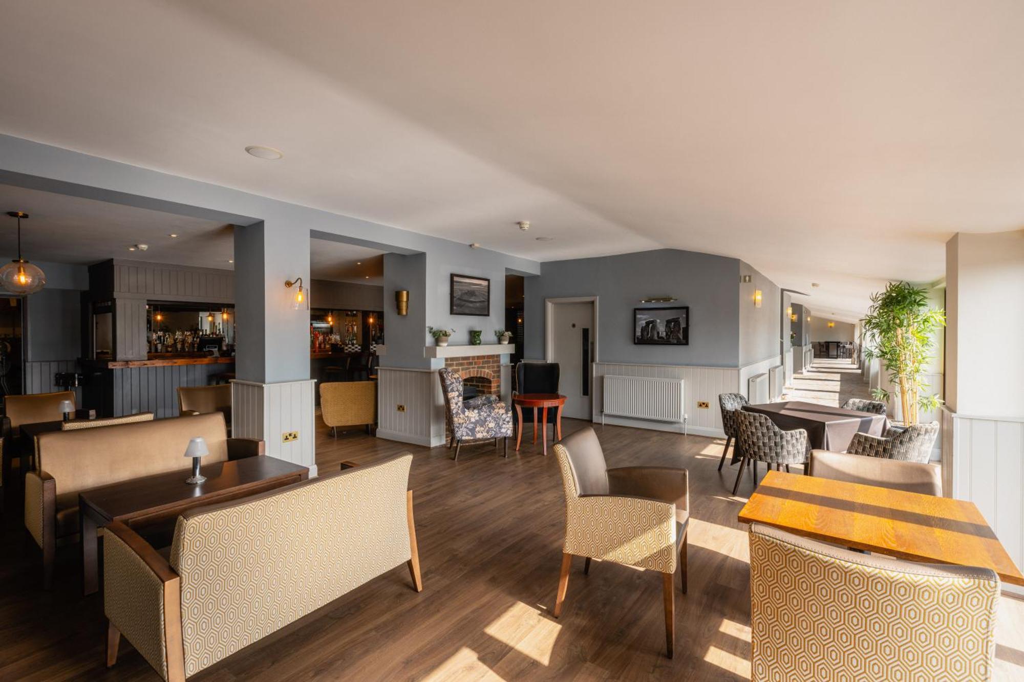 The Stones Hotel Salisbury Exterior photo